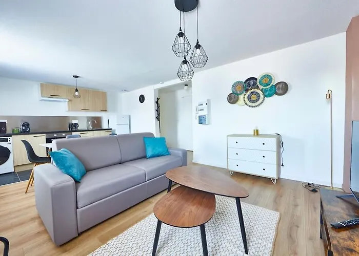 Bm-3 Appartement Au 3Eme Etage - F2 - 1 A 4 Pers