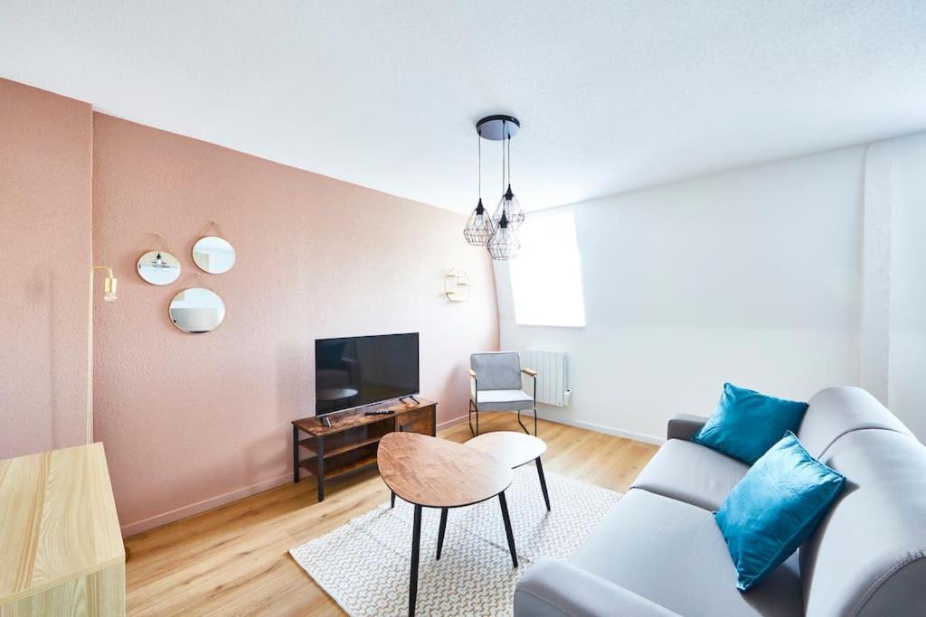 Bm-3 Au 3eme Etage - F2 - 1 A 4 Pers *